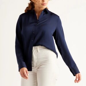Untuckit navy satin button down